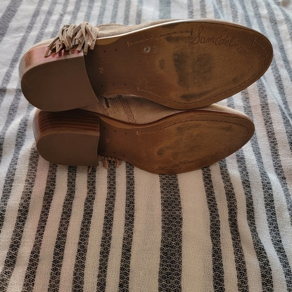 Sam Edelman tan booties with fringe on the side - Picture 6 of 6
